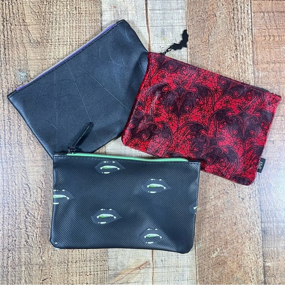 Ipsy Halloween Vampire Spider Web Velvet Bat Lips Spooky Makeup Bag Bundle